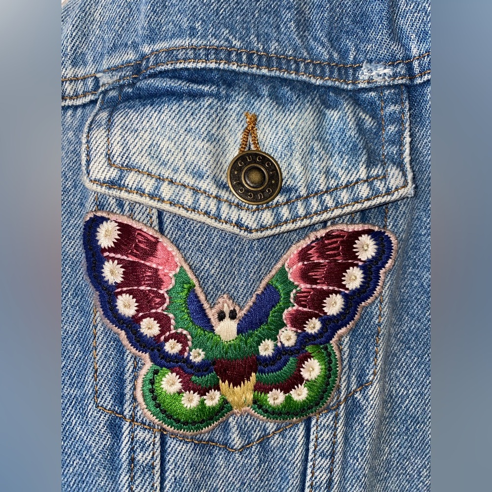 Authentic Shearling GUCCI Embroidered Denim Jacket - Picture 4 of 15